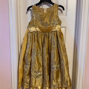 Prince Gold Tiered Pleated A-line Dress size 8